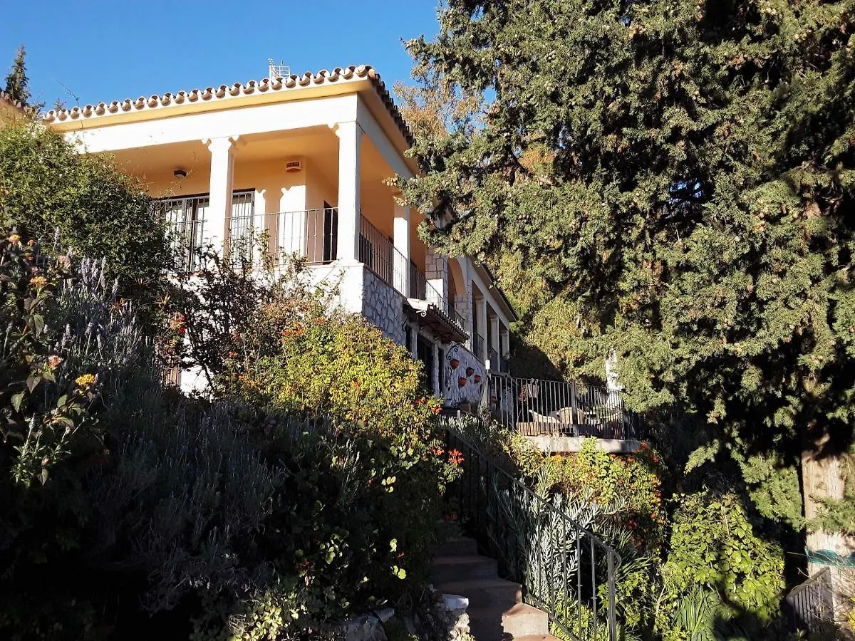New! Villa - Stunning Location ميخاس إسبانيا